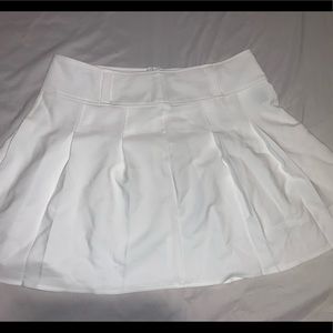 Pleated skirt